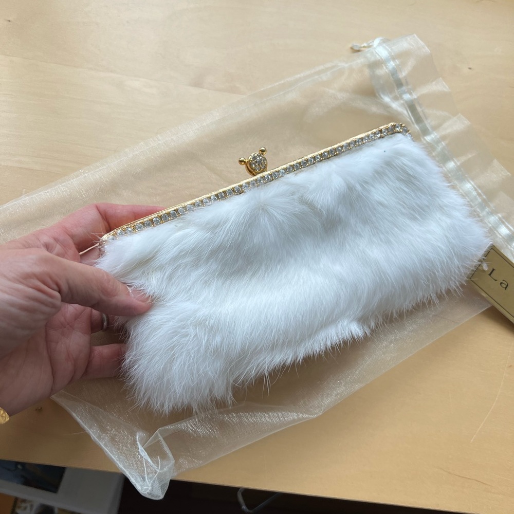 Brand new white fur evening clutch bag purse La Regale (Macys)